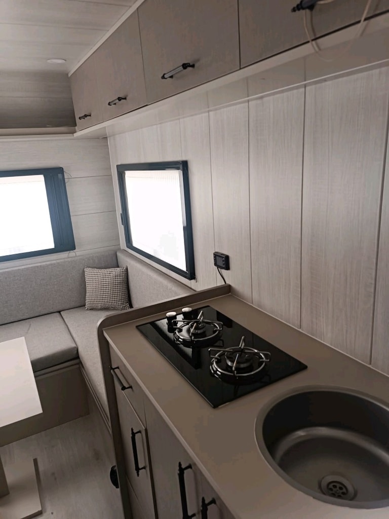 SAHİBİNDEN SATILIK KULLANIŞLI ÇEKME KARAVAN - 6