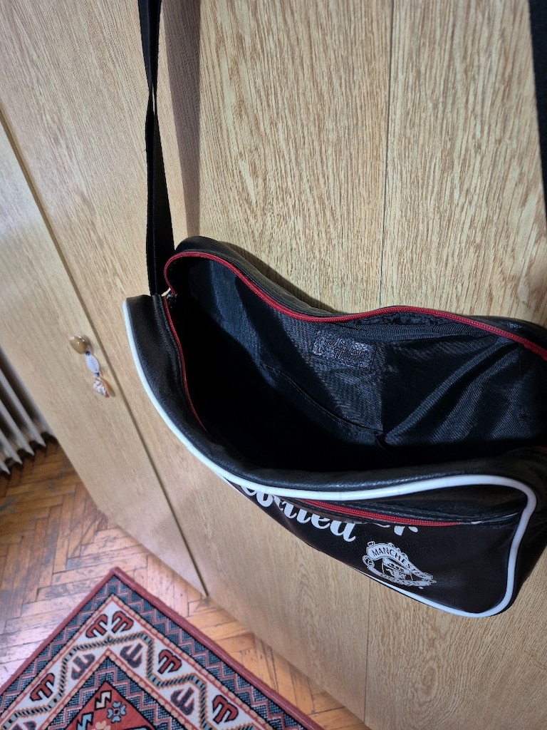 postacı çanta - 5