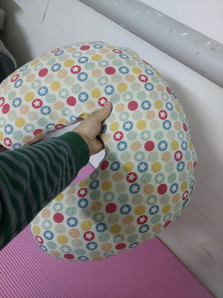 Bebek emzirme yastığı minderi. Temiz. İsteyene biberon da var. - 2