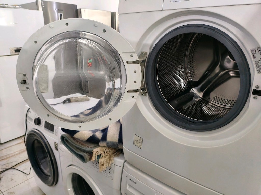 Arçelik 8 kg A+++ enerji 1000 devir çok temiz çamaşır makinesi - 7