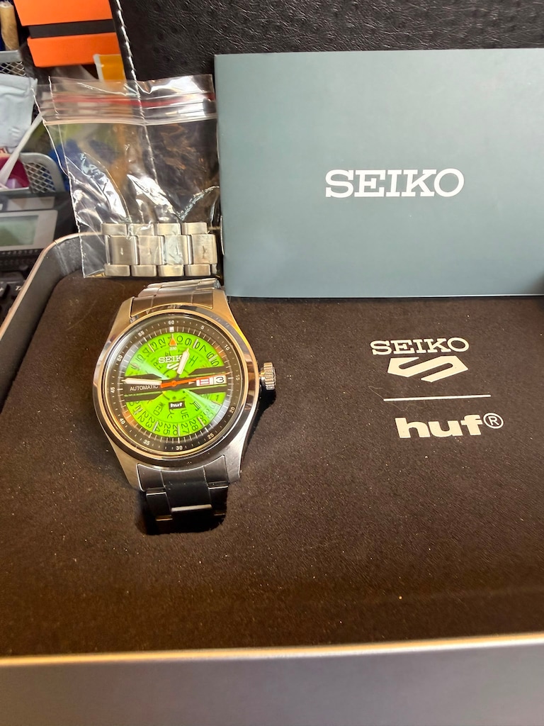 Sıfır Ayarında Seiko 5 Sports x HUF II Limited Edition - 3