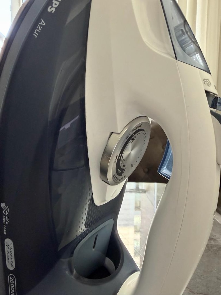 Philips Azur 2800W SteamGlide Elite Buharlı Ütü – Çok Temiz, Sorunsuz - 2