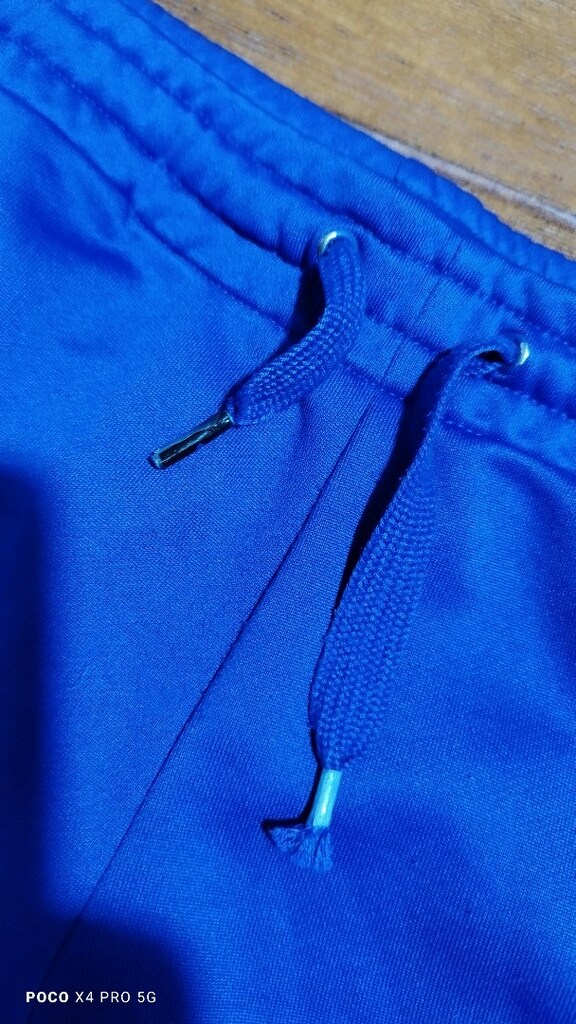 #Adidas orijinal likralı eşofman...Az pamuklanmaEni çekilince 50; Boyu - 4