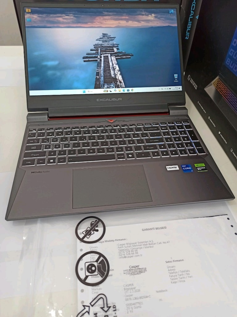 Casper Excalibur i7 G870 RTX5050 - 4