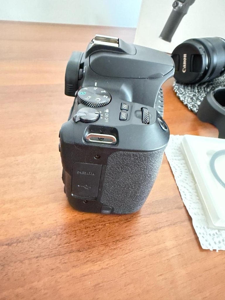 CANON EOS 250D 18-55 STM + 50mm STM LENS - 2