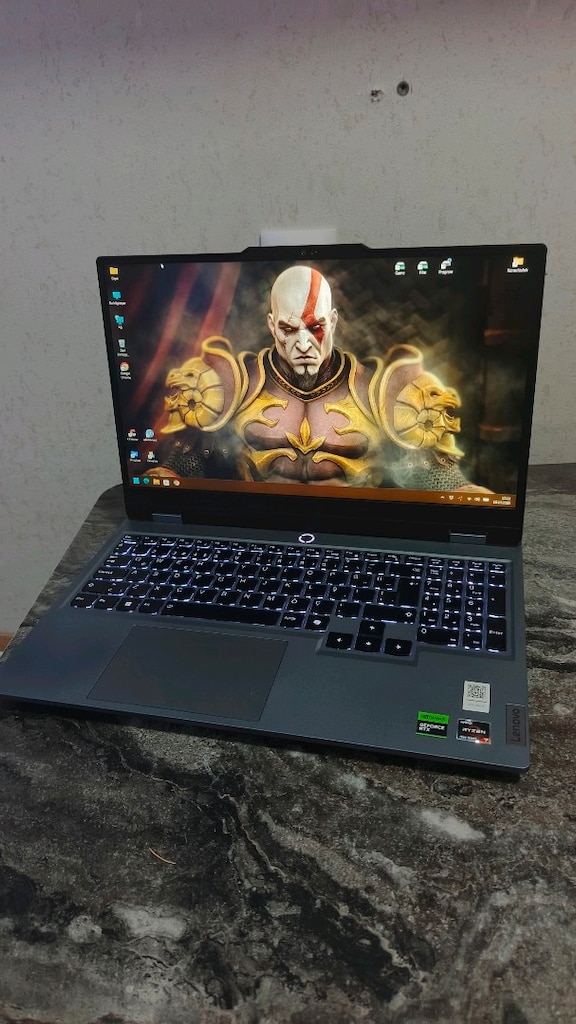 Lenovo Oyun Bilgisayarı - 4