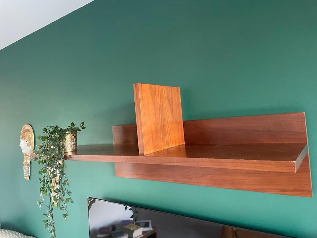 Crate & Barrel Duvar Rafı - 5