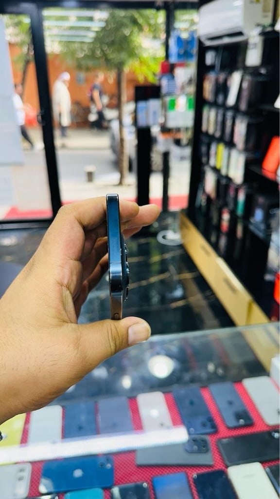 15 pro 128 gb - 4
