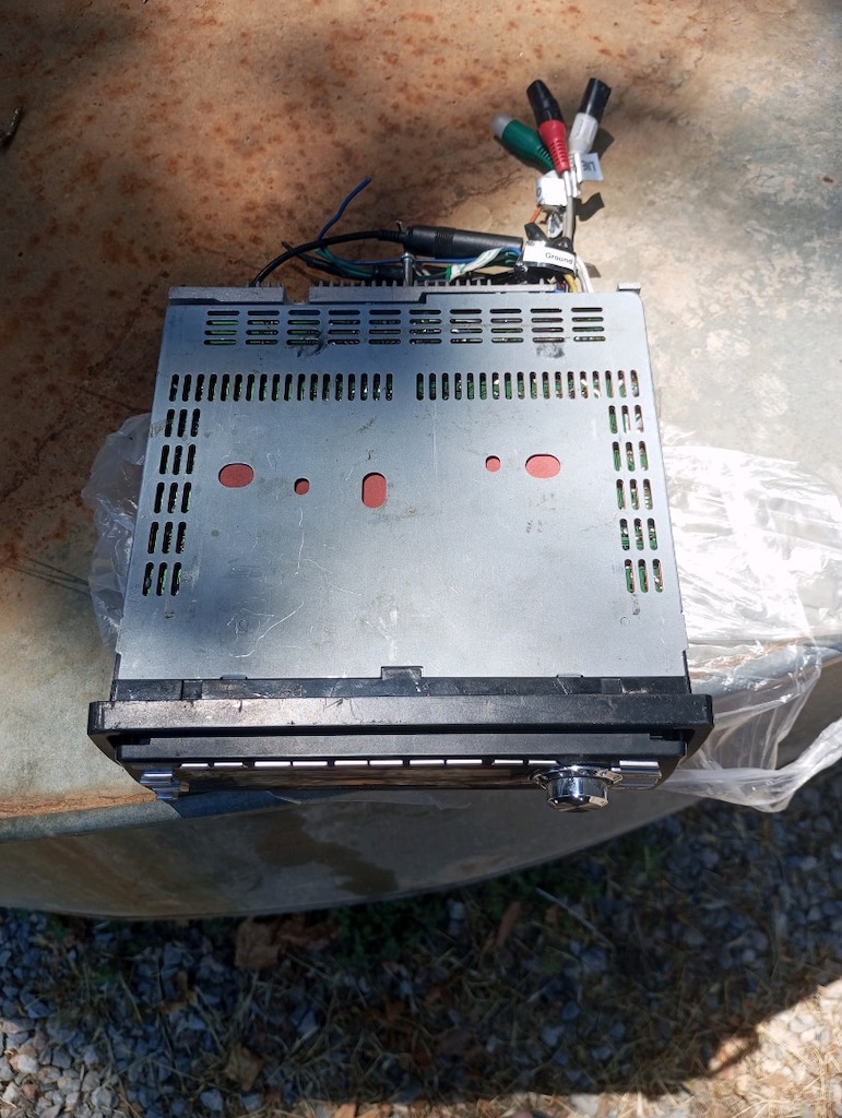 oto CD çalar - 2