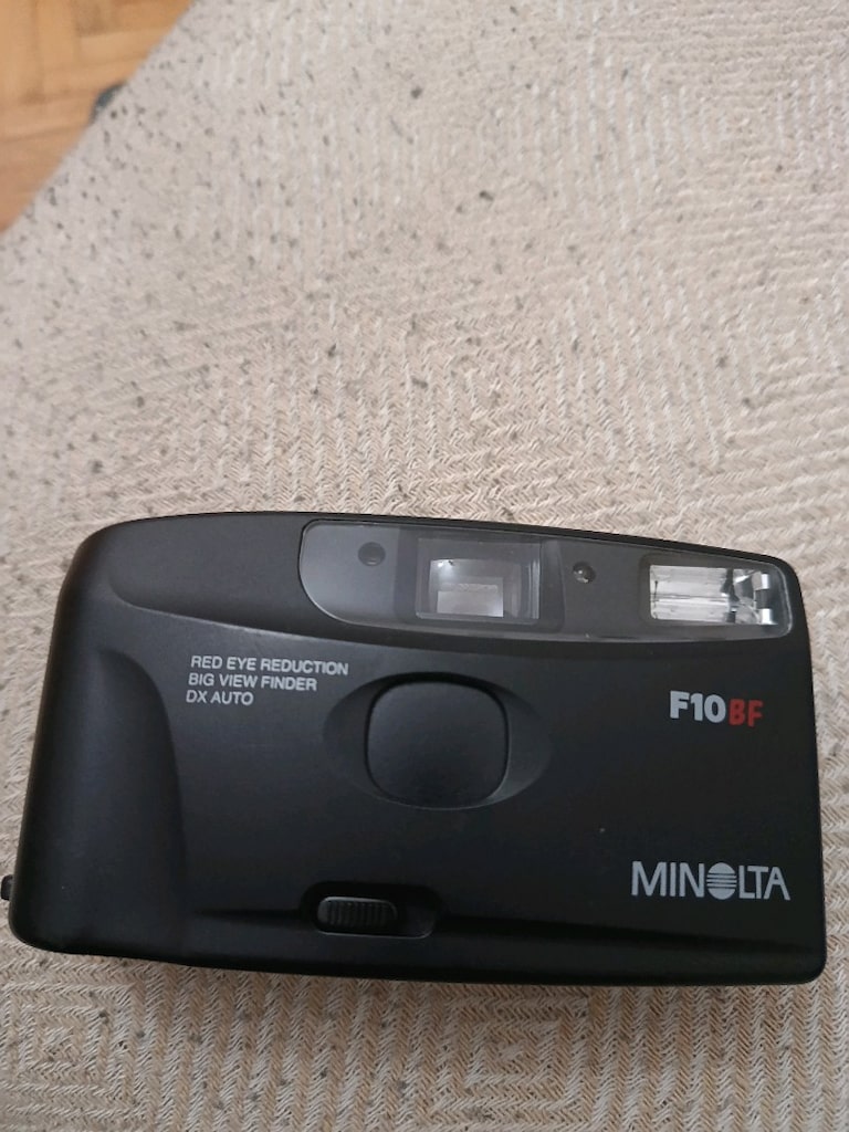 minolta f10 - 7