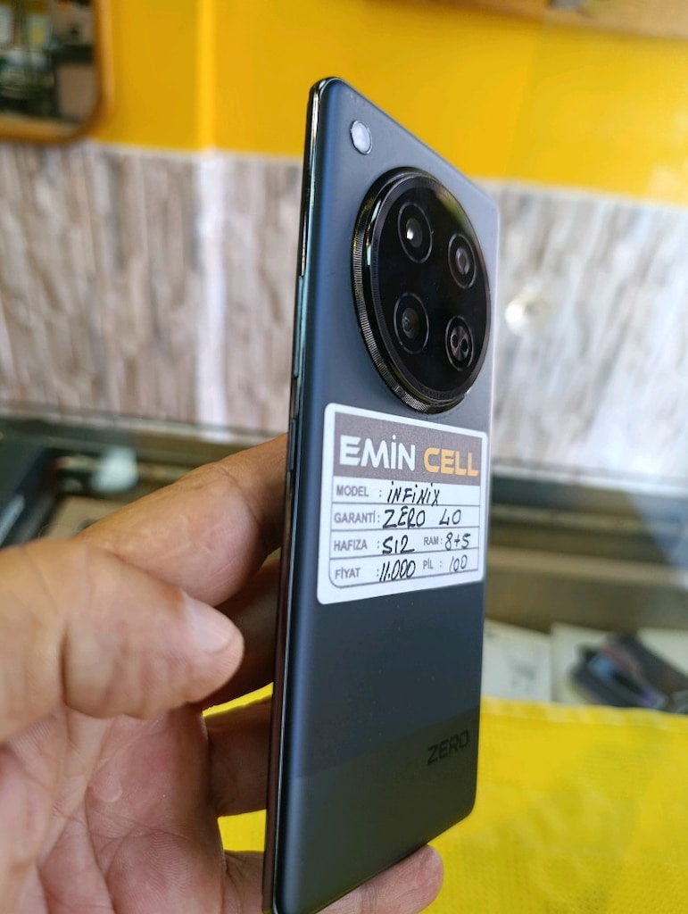 infinix zero 40 YD - 4