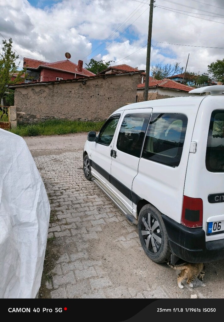 tertemiz sorunsuz Citroen berlingo 2003 model - 2