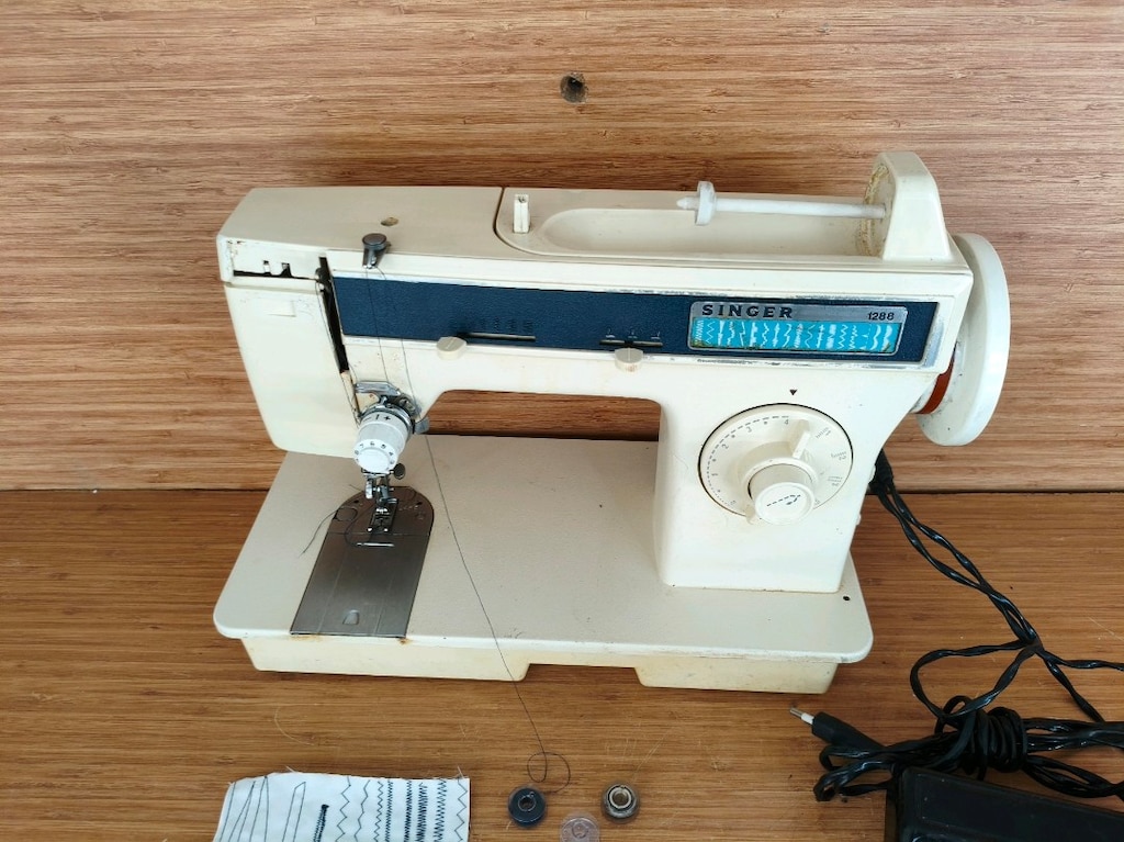 Singer 1288 dikiş makinesi - 2