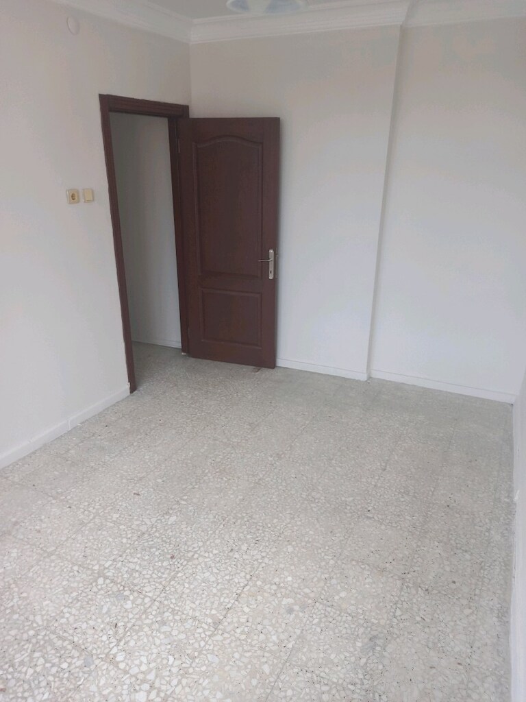 istiklal caddesinde satlik 3+1 - 2