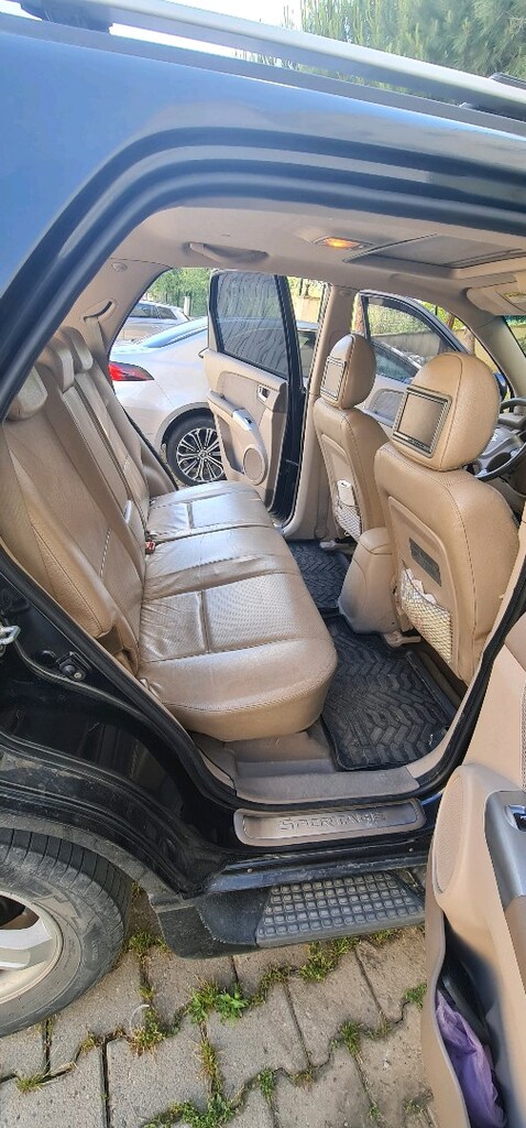 2009 kia sportage - 13