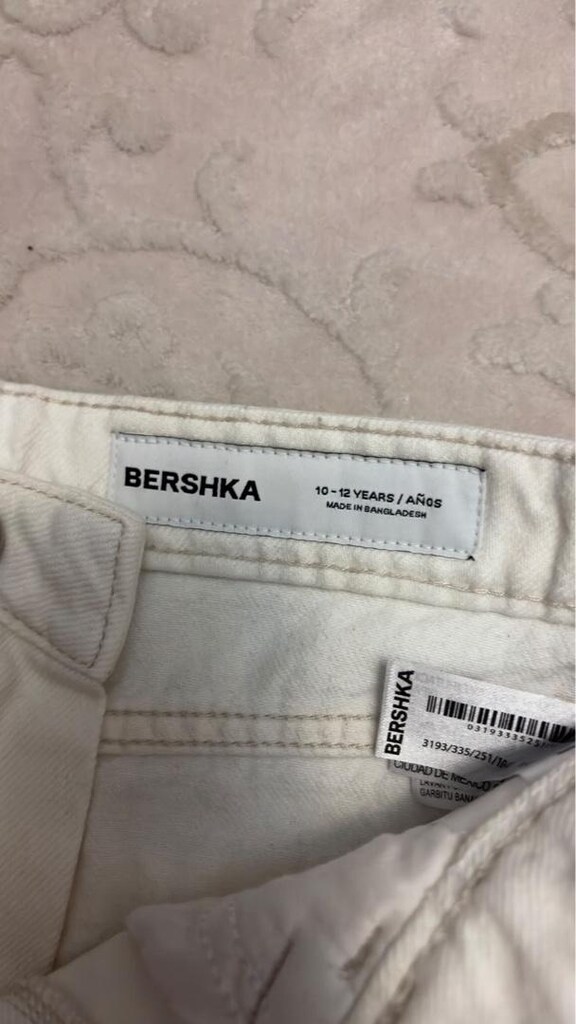 BERSHKA ŞORT — görsel 2/2