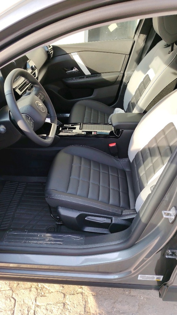 MEMURDAN DÜŞÜK KM'DE CİTROEN C4 MAX PAKET 1.2 2025 MODEL 2026 ÇIKIŞLI - 10