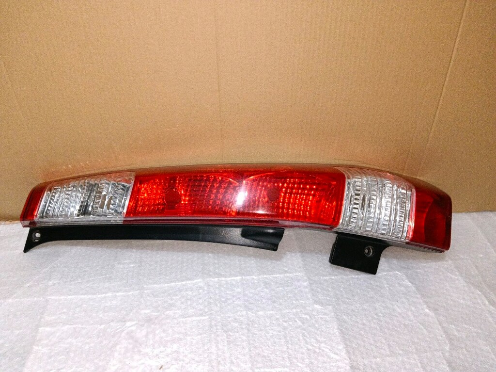 Honda crv 2005 2006 sağ arka stop orjinal sökme çok ufak bi çatlağı va - 15