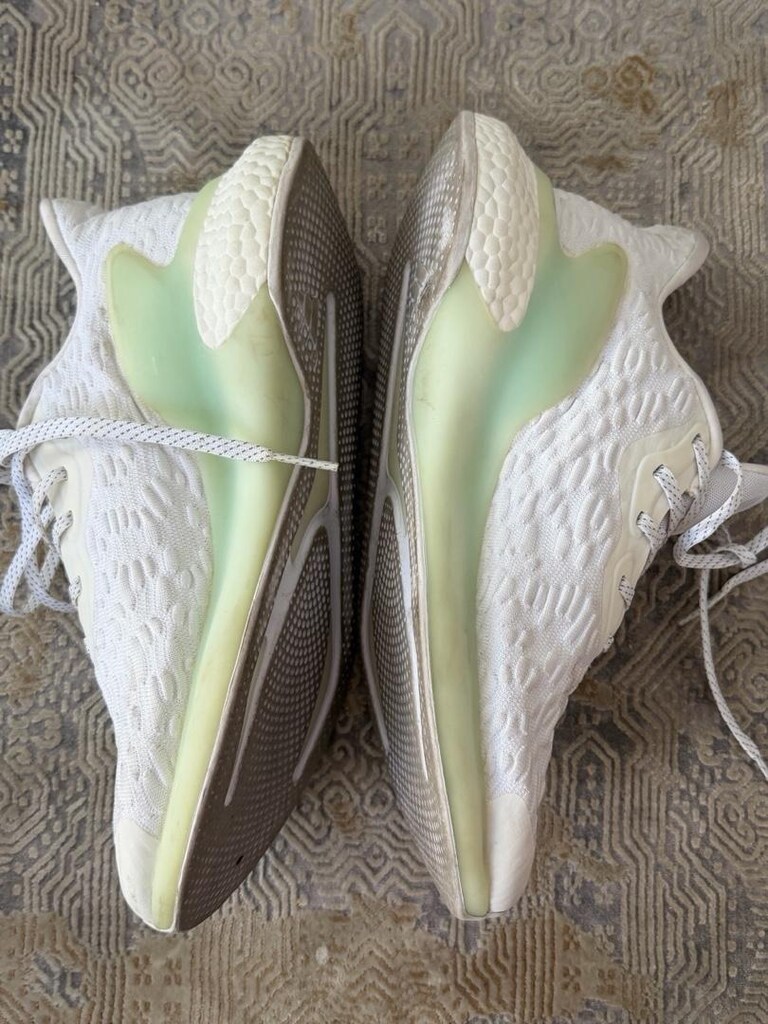 Adidas boost sneaker - 3