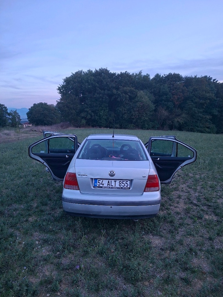 Volkswagen Bora - 18