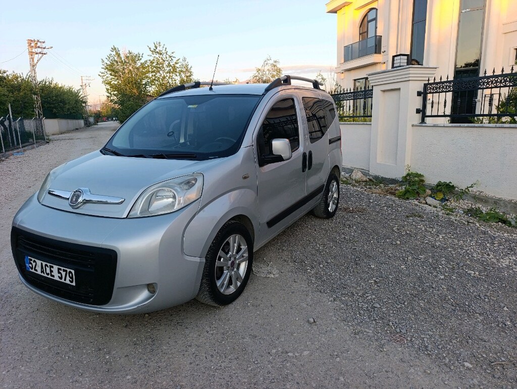 2012 Model Fiat Fiorino Emotion. - 3