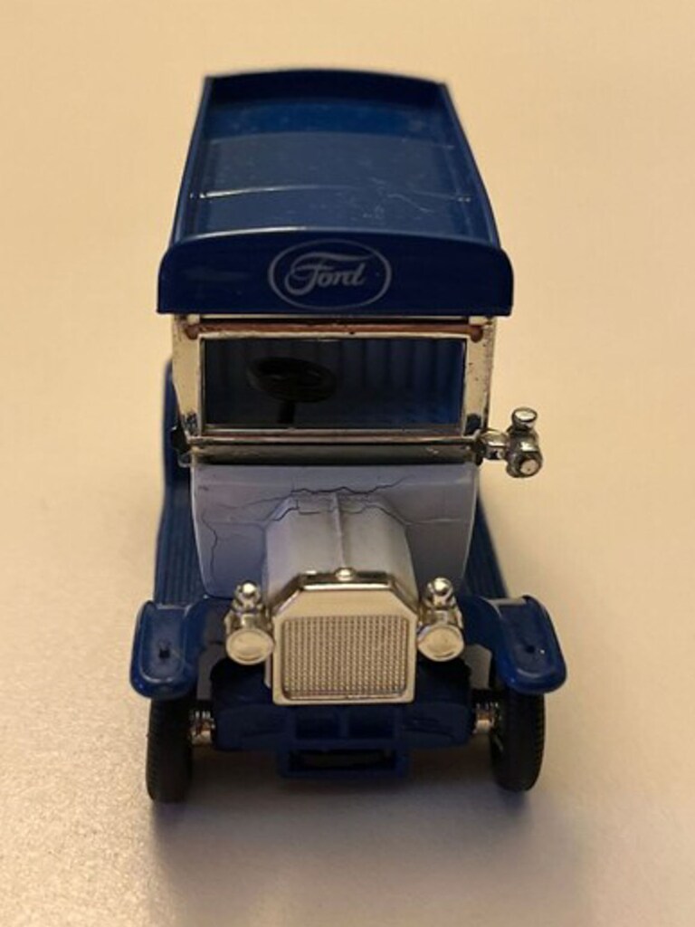 Golden Wheel - 1925 Ford Model T Delivery Truck Bank - 2