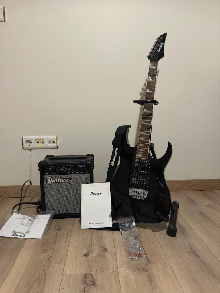 Sıfır kondisyonda Siyah Ibanez Gio GRG170Dx Elektro Gitar+Ibanez Amfi