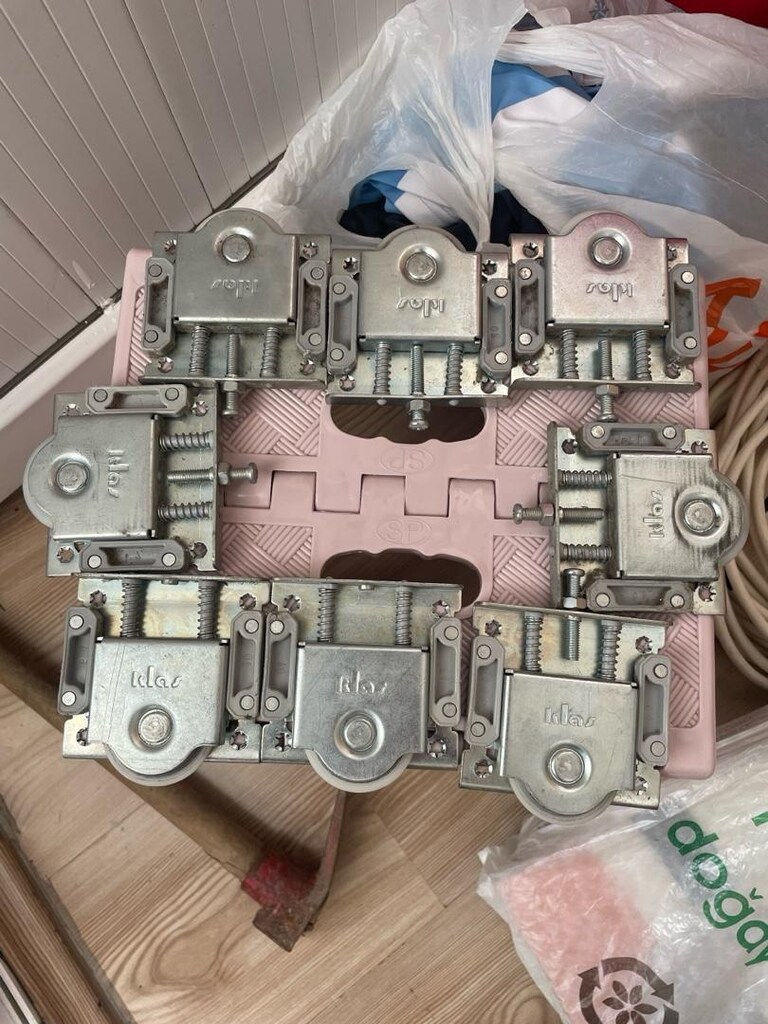dolap kapak tekerlek sürgüsü - 3