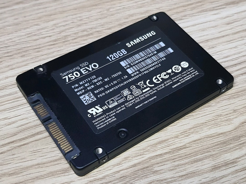 Tertemiz Samsung EVO 120 gb SSD Disk (TurboDisk)... montaj imkanı olur - 2