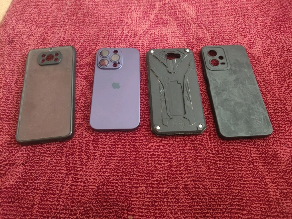 4 adet. telefon kılıfı. - 2