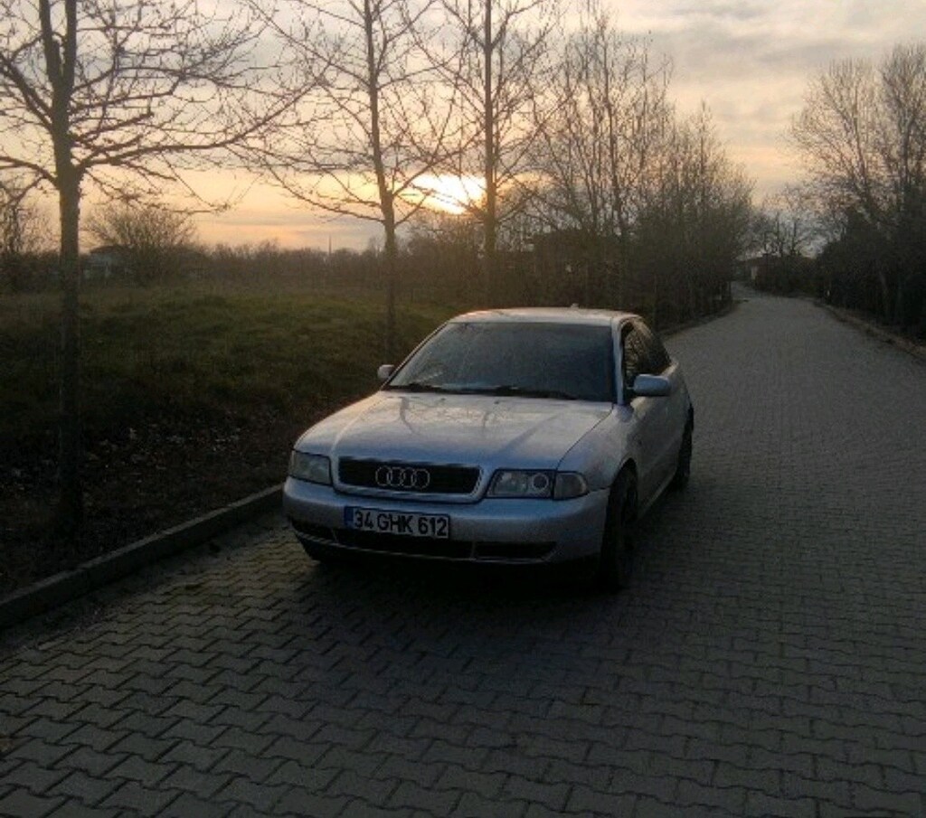 Audi A4 1.6 Quattro 98 model - 4