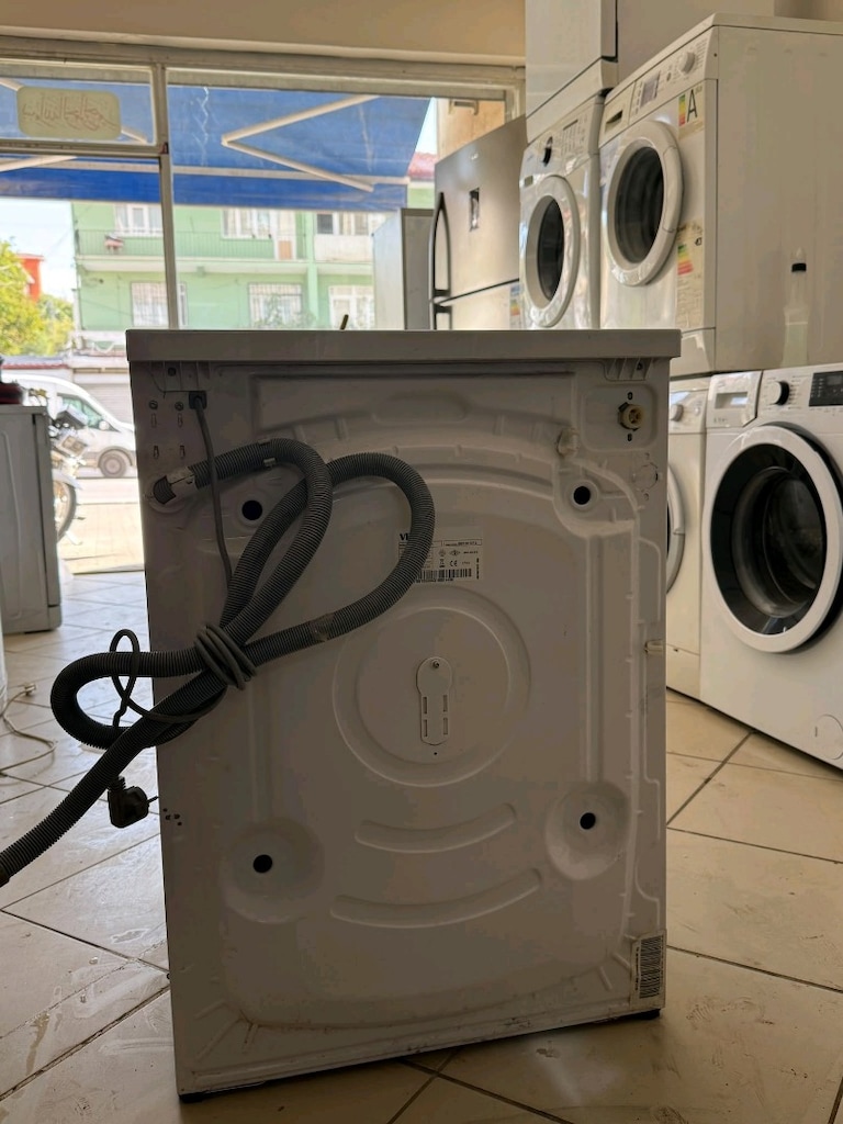 9 kiloluk sıfırdan farksız ekran çamaşır makinesi Vestel tertemiz ve s - 3