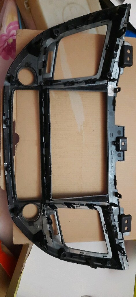 Hyundai Tucson Teyp çerçevesi - 3