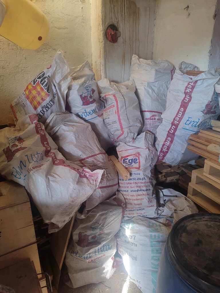 500-600 kilo civarı yakacak Çam odunu Çuvalı 200 TL (Un Çuvalı) - 2