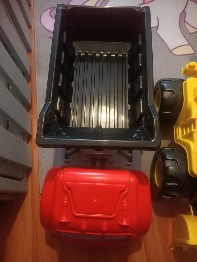 Pilsan kamyon ve kepçe sıfıra yakın boyları 35 cm eni 75 cm - 4