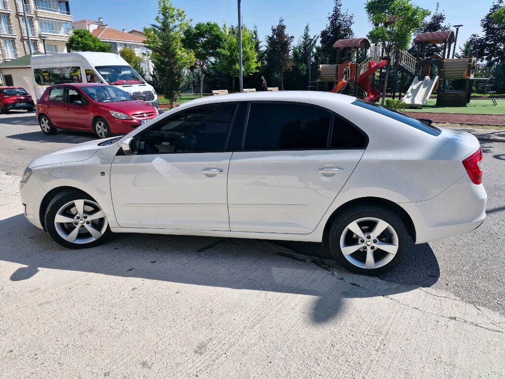 Hatasız Boyasız 2013 Skoda Rapid - 4