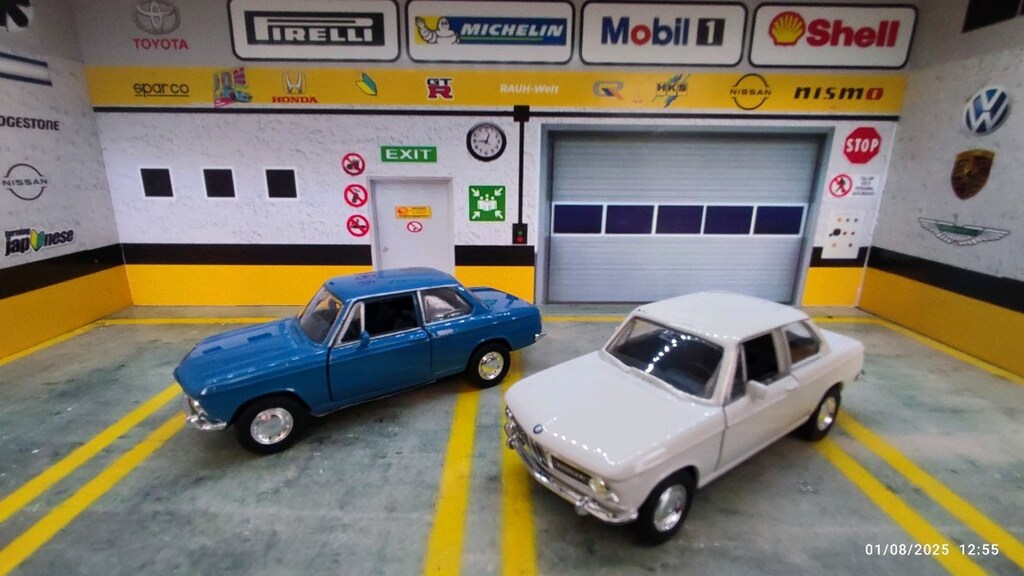 BMW 2002 Tİ MODELİ METAL DİECAST OYUNCAK ARABA - 3
