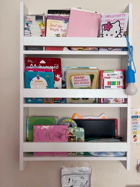 montessori kitaplık
