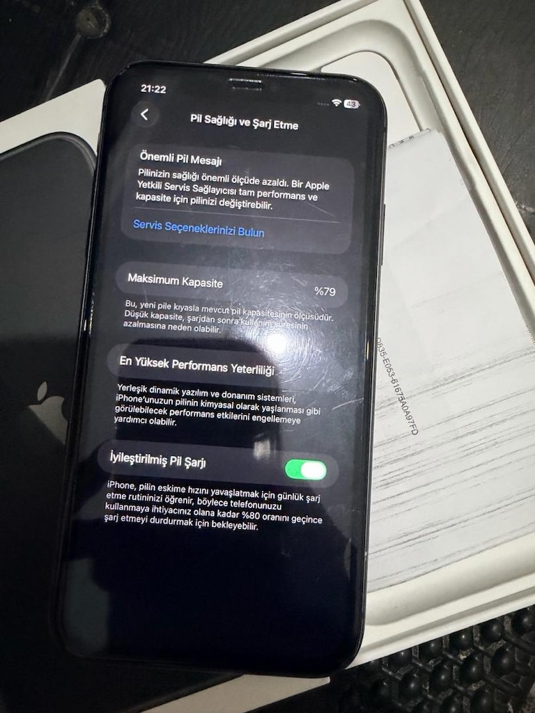 iphone 11 tr 64 gb hatasız değişensiz tertemiz - 2