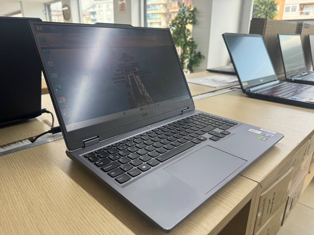 LENOVO LAPTOP *RYZEN 5 8645HS İŞLEMCİ*8GB RAM*512GB SSD*RTX3050 6GB EK - 3