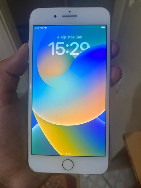 iPhone 8 Plus