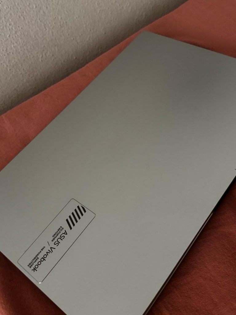 ASUS Vivobook Go 15 Ryzen 5 7520U 8GB RAM 512GB SSD Garantili - 4