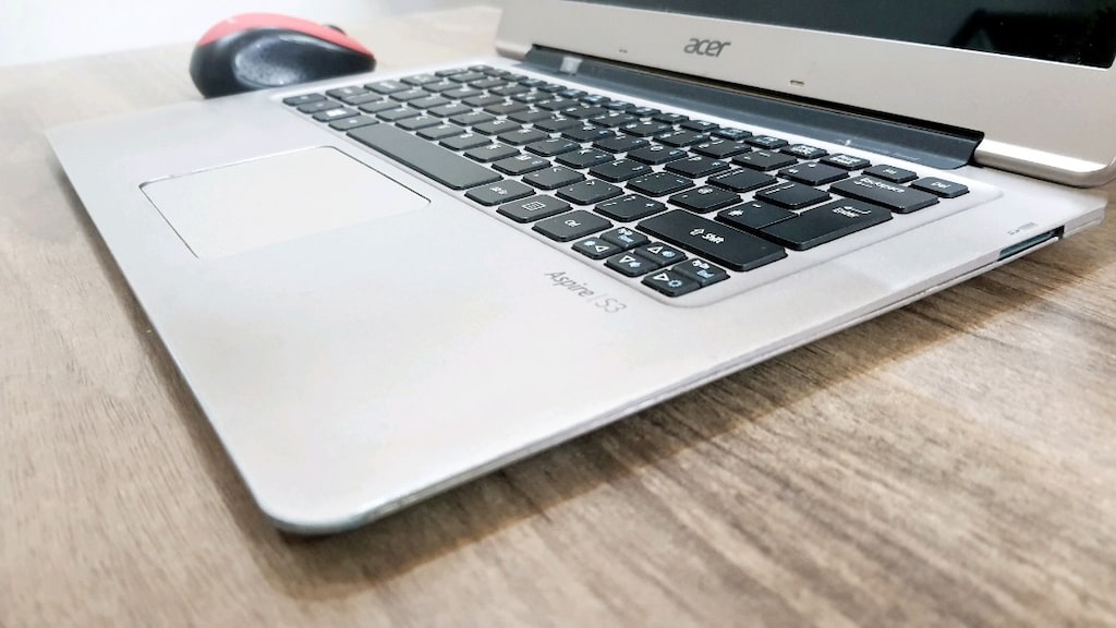 Sayfama Bakın... Acer McBook 14.1 slim ultrabook - SSD TurboDiskli - 4