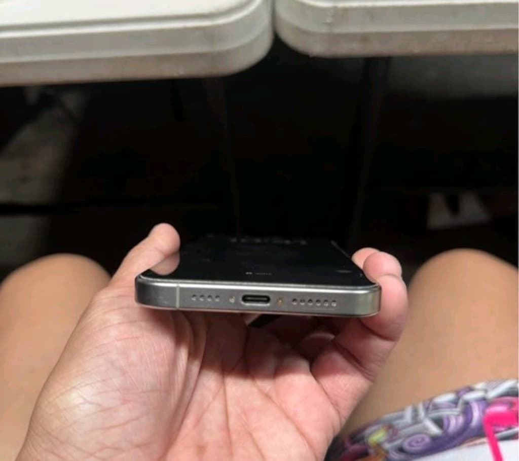 İLK SAHİBİNDEN İPhone 15 PRO MAX - 2
