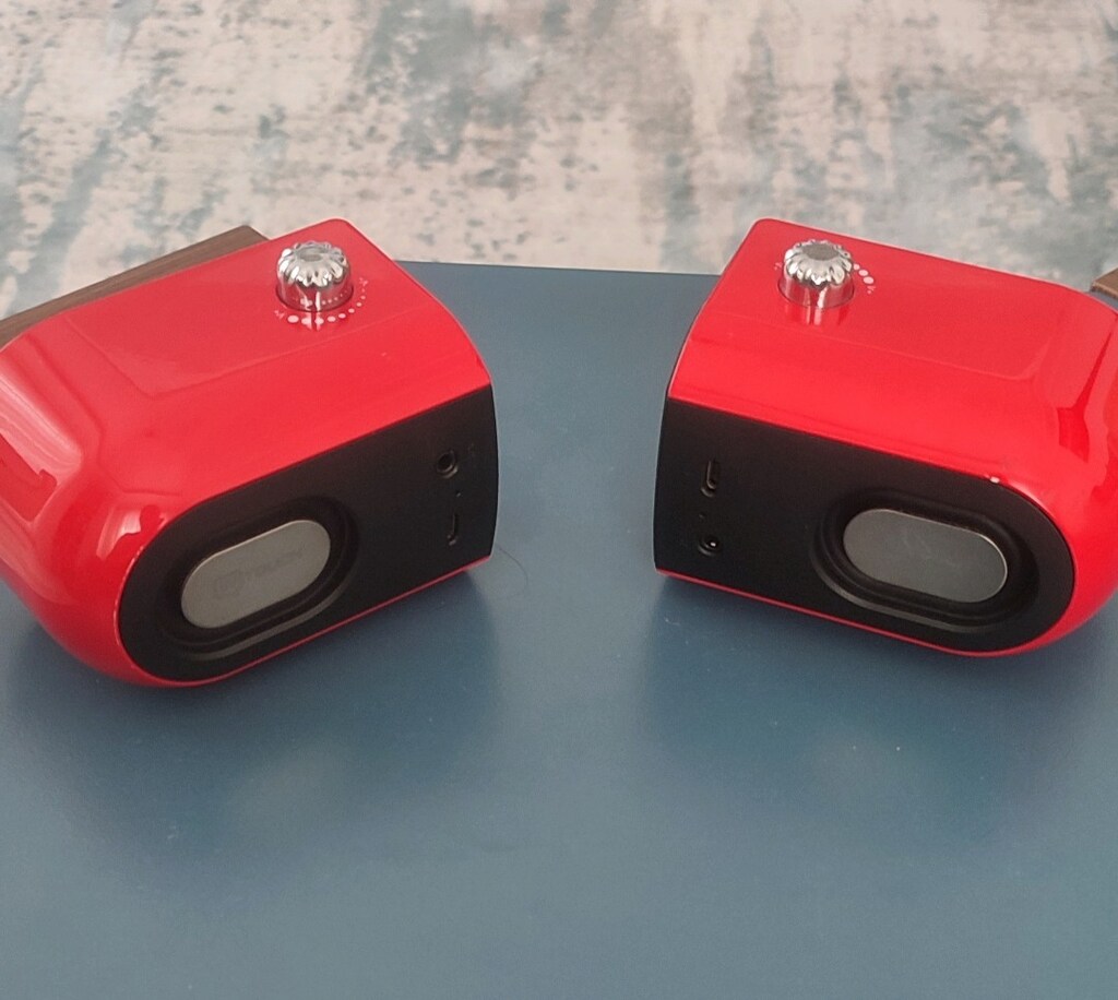 Retro Intouch Nitro Twins Separeble Bluetooth Speaker - 4