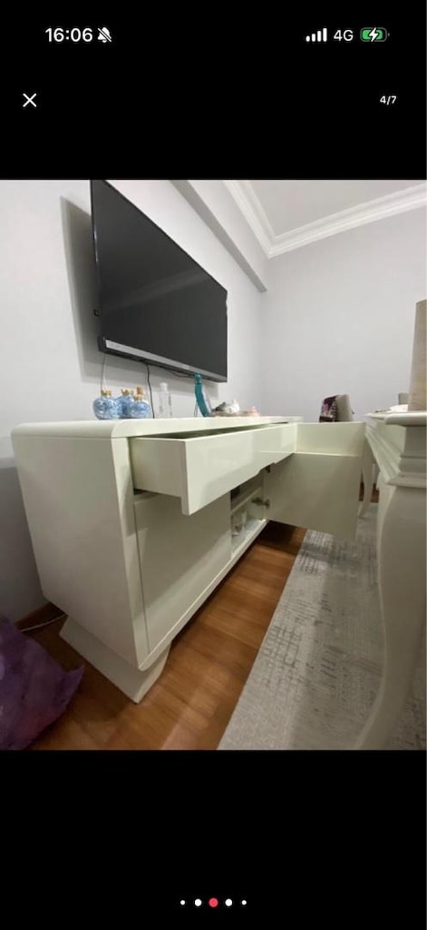 Beyaz konsol ve yemek masası takımı - 5
