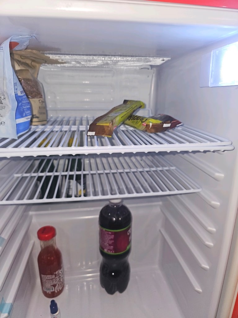 mini buzdolabı sıfır coca cola amblemli - 12
