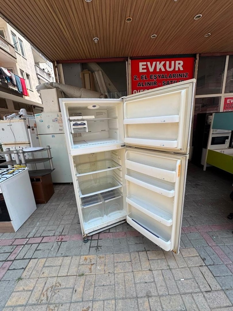 TERTEMİZ SPRUNUSZ BUZDOLABI - 7
