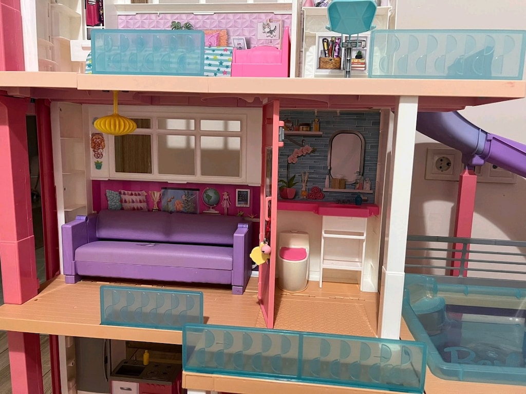 Kaydıraklı Asansörlü Büyük Oyuncak Barbie Evi – Arabalı, Çok Katlı - 3
