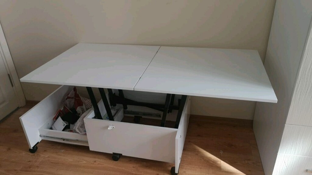 yemek masası ve yatak - 2